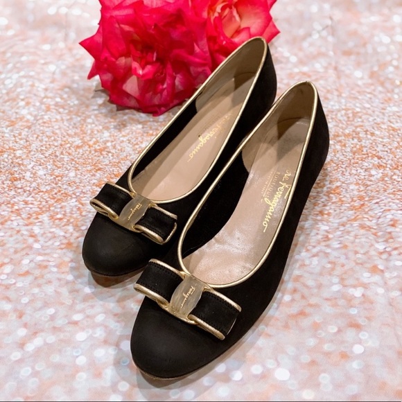 Salvatore Ferragamo Shoes - Salvatore Ferragamo black & gold bow flats shoes